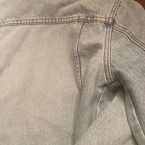 J Crew Jean/Denim Jacket Light Wash - Picture 8 of 12
